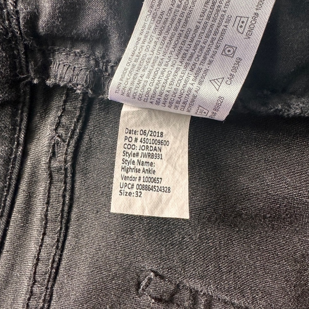 William Rast High-Rise Sculpted Zip Ankle Skinny Jeans Size 32 Faded Black - Picture 14 of 16